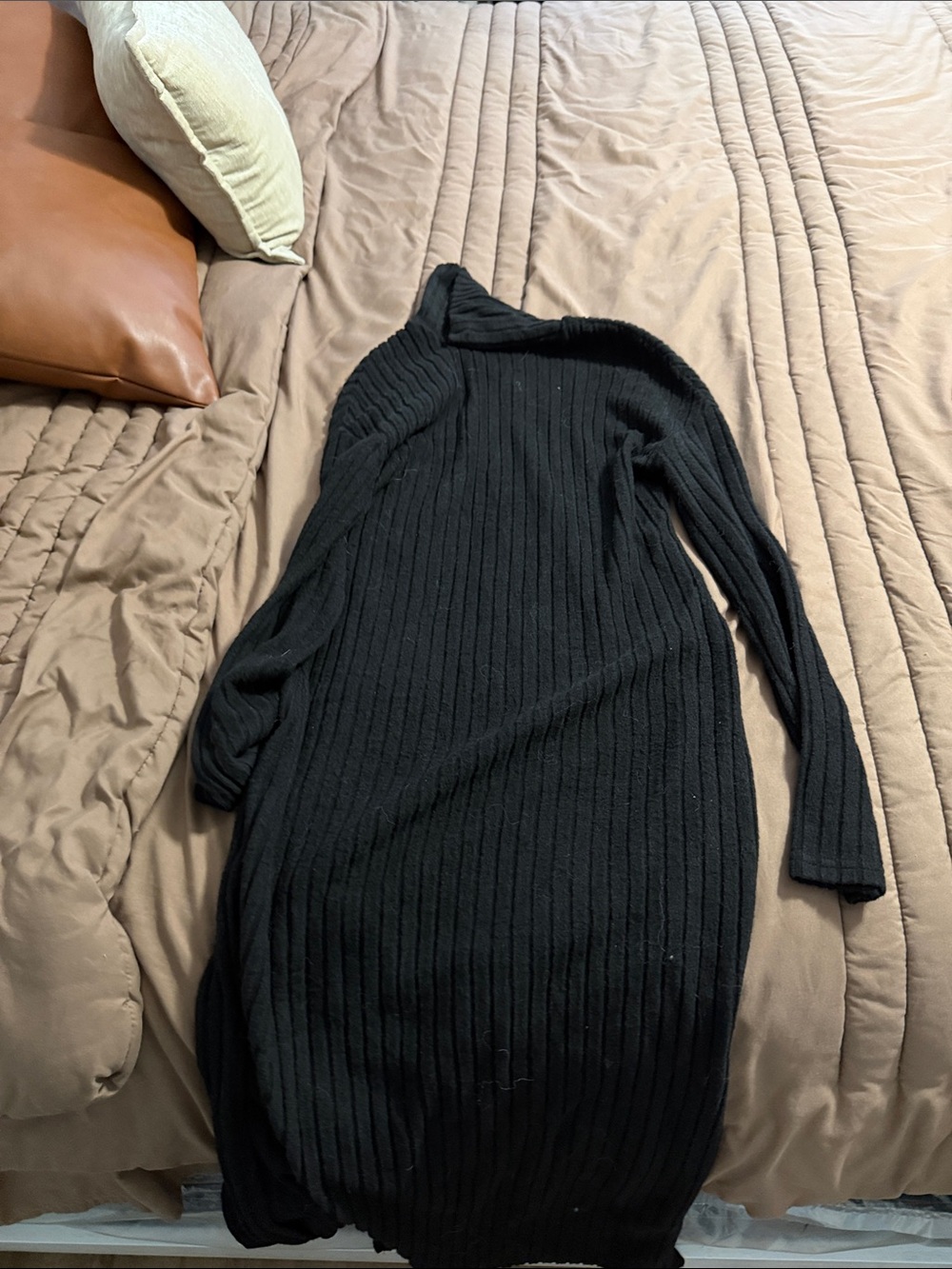 SHEIN Black Ribbed Long Sleeve Knit Dress